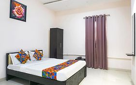 Fabhotel Rachana Residency - Nr Shivaji Nagar Metro Station