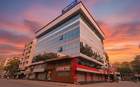 Fabhotel Rachana Residency - Nr Shivaji Nagar Metro Station And Railway Station